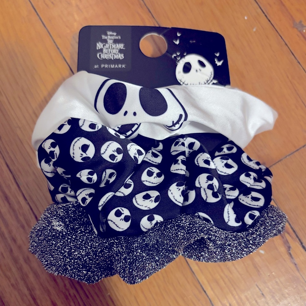 Disney Nightmare Before Christmas - Jack Skellington Scrunchie Set